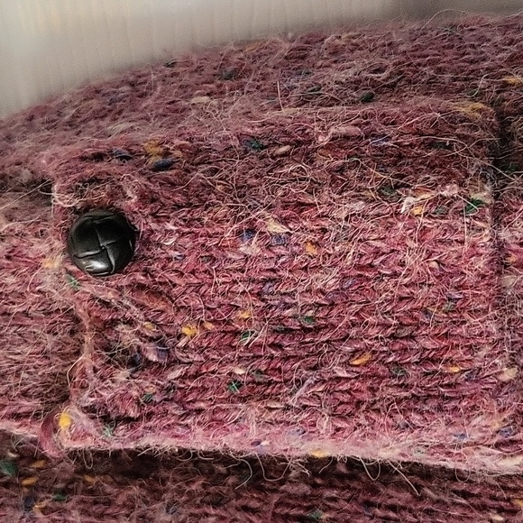 Vintage purple sweater Warm, Cute & Good condition. - Picture 3 of 5